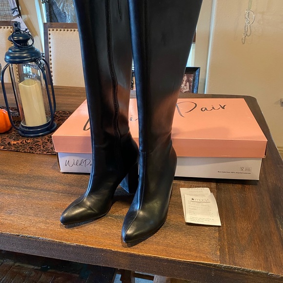 Macy’s Wild Pair Daytona Black Knee-High Zip Up Boots Size 7M - Picture 1 of 16